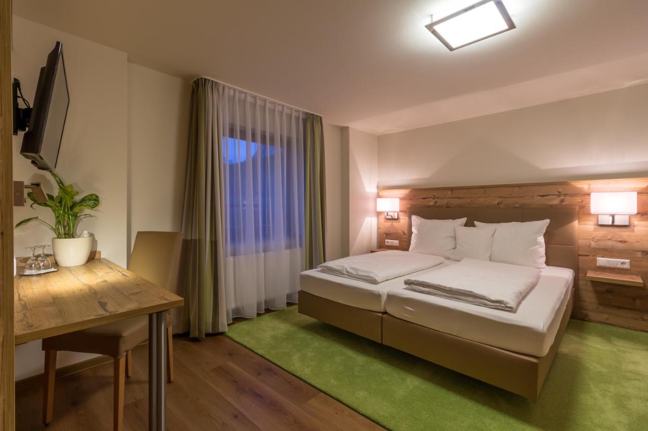Gaestehaus Burgblick Bisingen Habitación foto