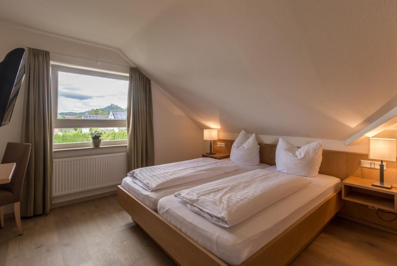 Gaestehaus Burgblick Bisingen Habitación foto