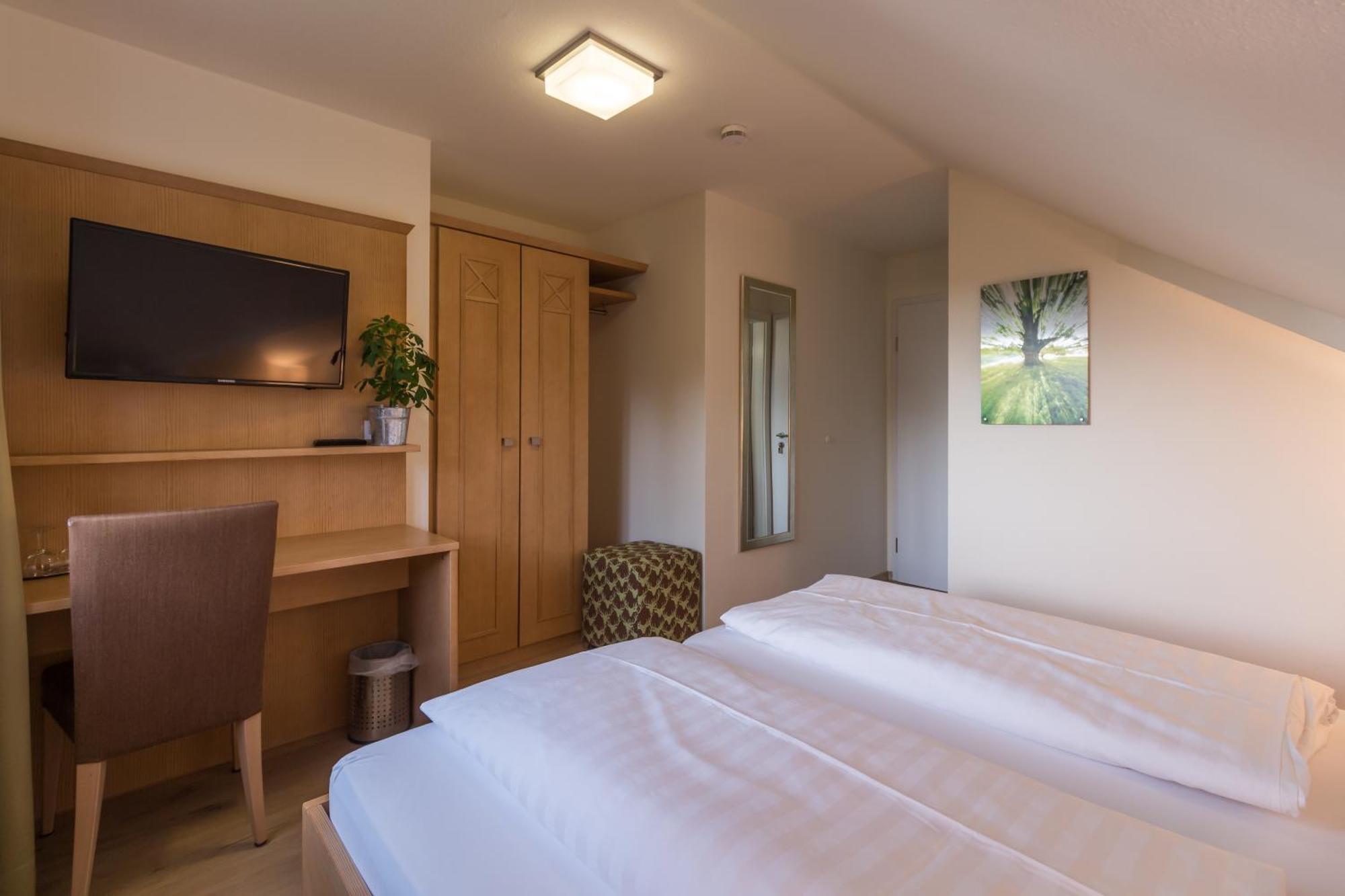 Gaestehaus Burgblick Bisingen Habitación foto