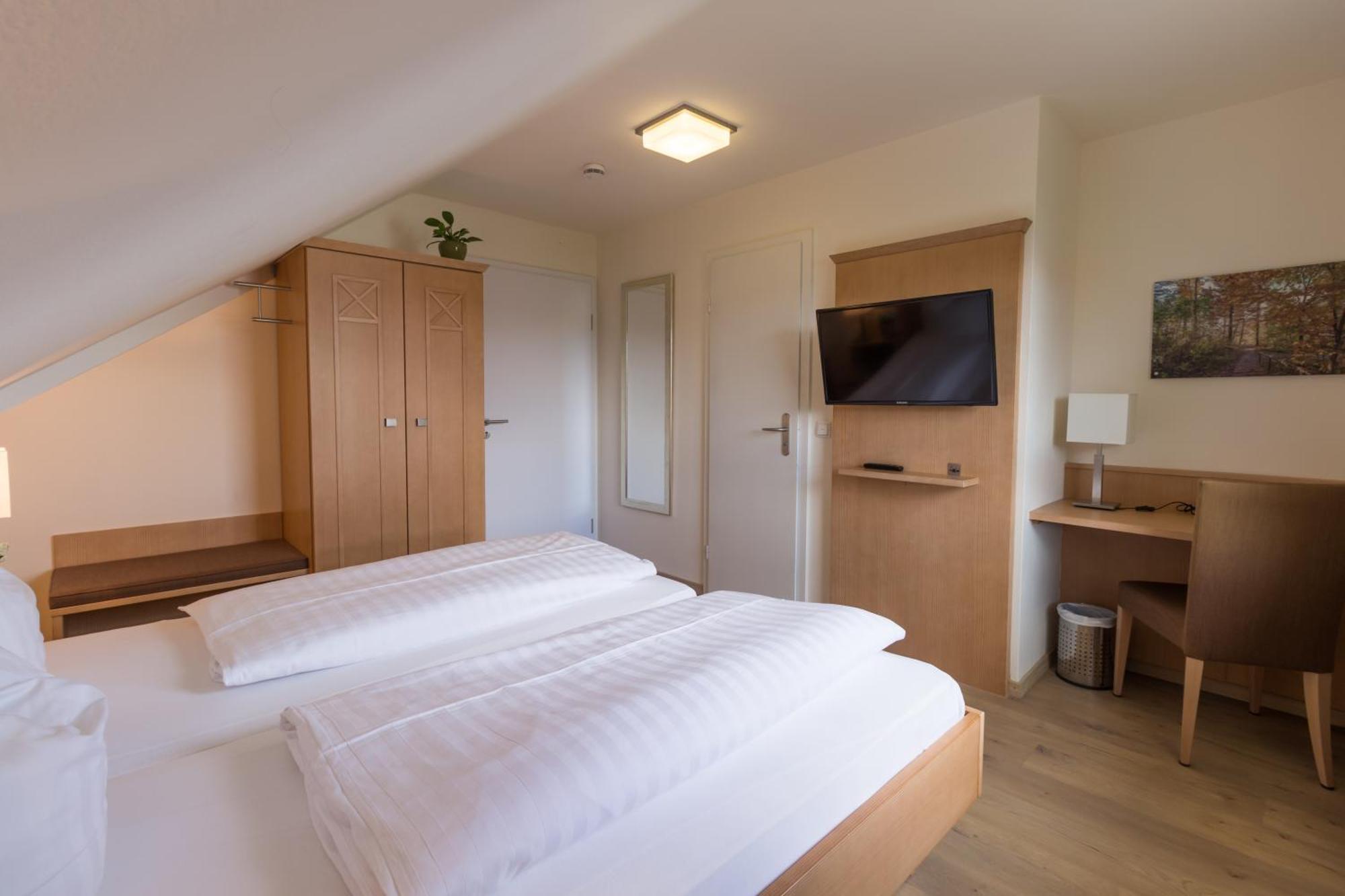 Gaestehaus Burgblick Bisingen Habitación foto