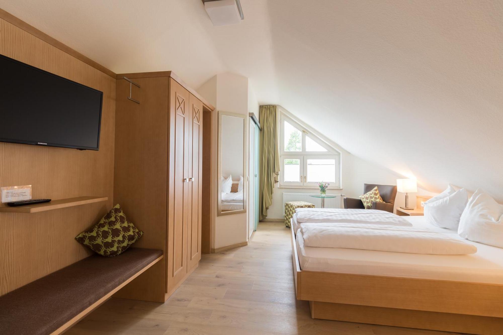 Gaestehaus Burgblick Bisingen Habitación foto